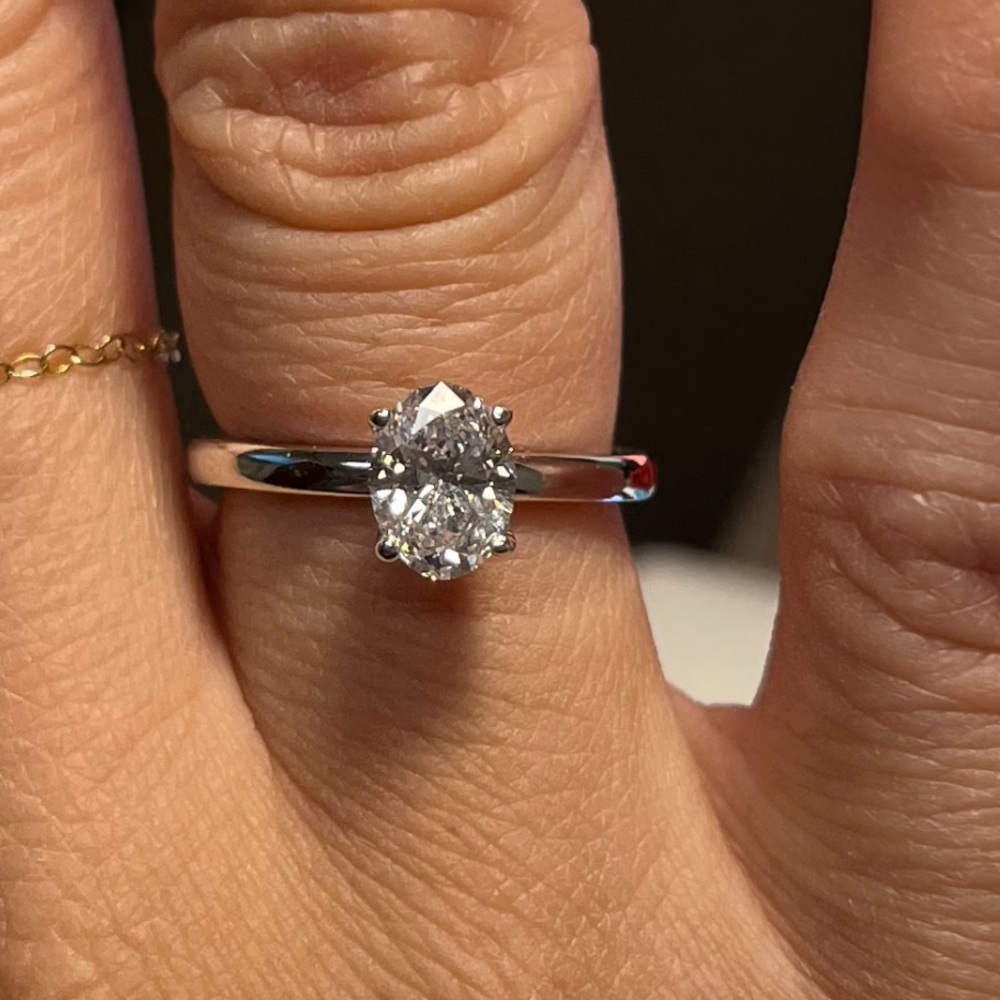 14K IGI certified White Gold Diamond Ring lab grown .70 carats main stone - Picture 3 of 7
